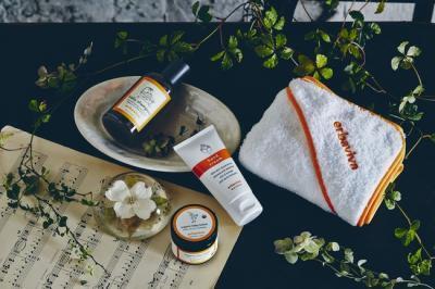 「エルバビーバ」からクリスマス限定コフレ2種が発売