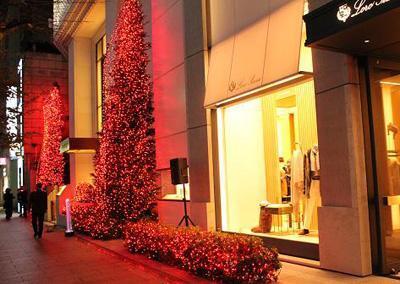 華やかなイルミネーションに負けない！今冬は“レディ”な艶っぽい口元！