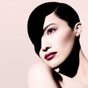 「SHISEIDO」のメーキャップラインより、2014年秋冬の新製品