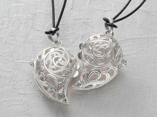 アロマが香るペンダントに新しい仲間登場。