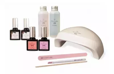 プロネイリスト専門メーカーが一般向けジェルネイルシステム発売