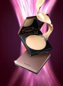 商品魅力度100％評価のフィニッシングパウダーの発売が待てない！