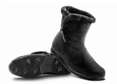 寒い日のウォーキングもショートブーツで足元ぽかぽかシューズ