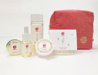 和コスメブランド「まかないこすめ」-クリスマス限定コフレなど発売