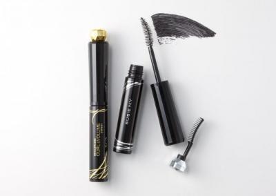 ビューラーなしでもしっかりカール！コーム内蔵型マスカラがリニューアル