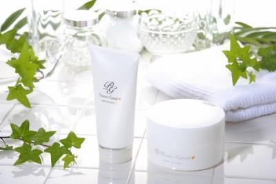 究極の時短ケア！次世代型オールインワン洗顔料「プルミエグラン パーフェクトソルトクレンジング」