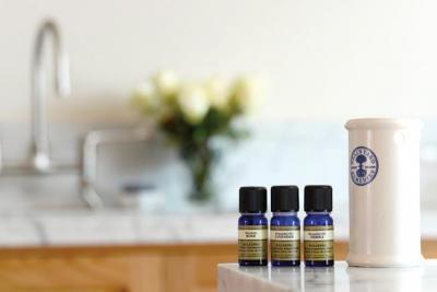 新資格「アロマセラピーライフスタイリスト」で美しく！仕事もスキルアップ！