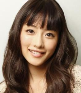 2015年、最も輝いていた女性は石原さとみ！2億円のジュエリーを身につけて登場