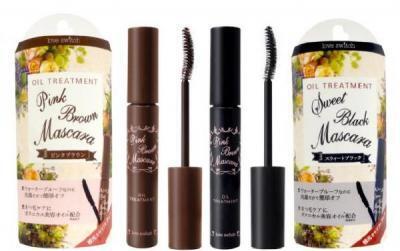 水分ゼロだから、まつ毛が下がらない！オイルトリートメントマスカラ。