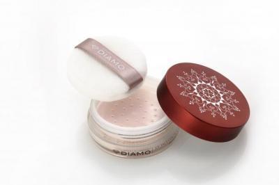 美容液を纏ったパウダーが塗るダイヤモンド「DIAMO」から登場