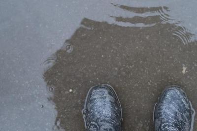 意外とクサイ女の足。特に蒸れる梅雨はみんなどうケアしてる？