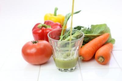 野菜ソムリエが作るコールドプレスジュースをレストランで