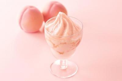 夏のダイエットにピッタリ！ホワイトピーチのひんやりシェイク