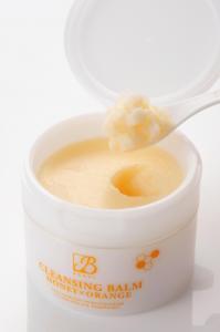 エイジングケア専用のクレンジングバーム誕生！肌の体温でメイク落とし！