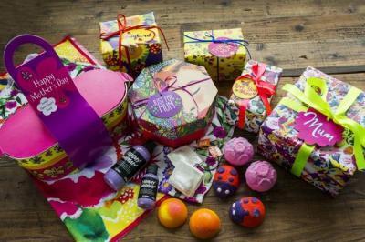 お母さんいつもありがとう！今年はバスタイムの花束を贈るね