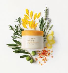 肌見せの季節がやってくる！アヴェダのボディポリッシュで準備を始めよう