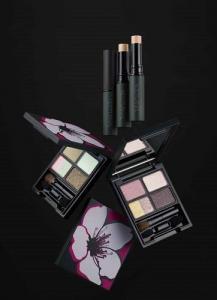 オトナの目もと鮮やかに！可憐に、そして爛漫に咲き誇ろう！