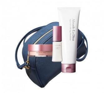 卵殻膜コスメの『2015クリスマスコフレ』期間限定発売！