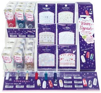 プチプラアイテムで、冬のセルフネイルをランクアップ
