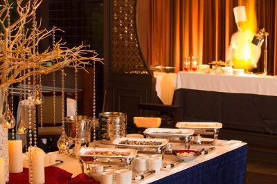 ロマンチックなクリスマスブッフェ＆ブッフェのご紹介-ベストブライダル