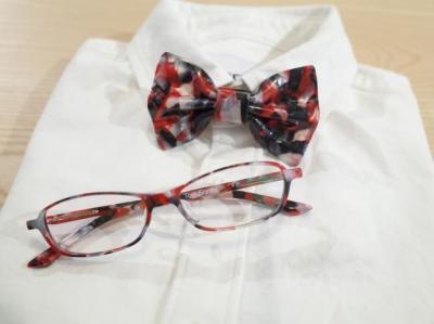 眼鏡とボウタイを揃えてオシャレに差をつけよう