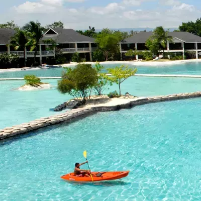 ピーチ・ジョンから豪華海外旅行が当たるプレゼント♪「SMILIST AIR LINE CAMPAIGN」1/27からスタート！