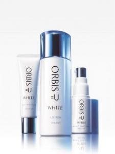 花の力でシミを防ぐ？！今春新発売！ベニバナエキス化粧品の効果とは？