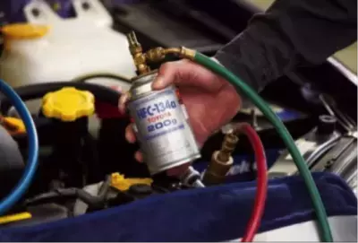 炎天下の車を使って本格フレンチ料理が完成!?WEB動画「HOT DRIVE」公開中！