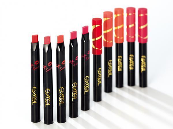 新型リップクレヨンが気になる！エクセルの「リップスーツ」