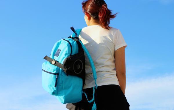 リュックが好き！でも背中が蒸れる・・・どうすればいいの？
