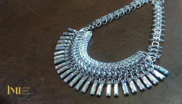 戦国武将もびっくり！鎖かたびらがオシャレなジュエリーに