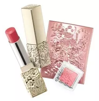 カスタマイズしたメイクでブーケのように女性を彩るポイントメイクラインを発売