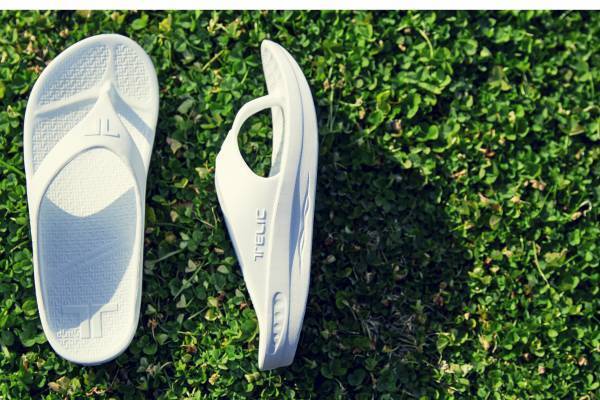 あの人気サンダルの次はコレ！？アメリカ発のサンダル「TELIC」がスゴイ
