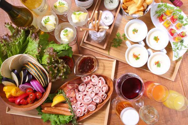 美と健康がテーマのBBQを駅前で手軽に！