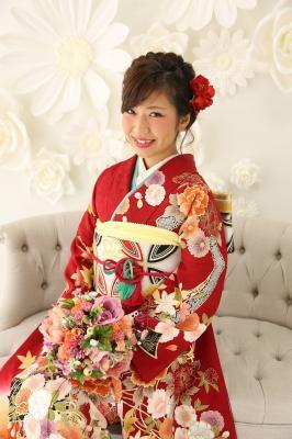 古典柄が人気！イマドキの成人式は「ママ振り」