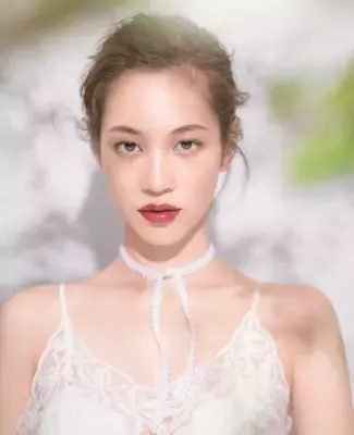 【調査】仕事・恋・美容…「理想の女性像」はアラサー世代で大きく変化！