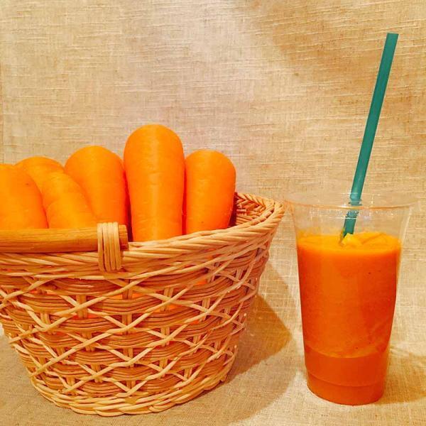 あま～いキャロットに甘酒、豆乳をプラス！有機野菜もたっぷりのヘルシーなスムージーはいかが？