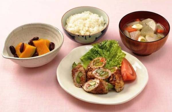 花王、しっかり食べても太りにくい「スマート和食」を提唱　情報サイトもスタート