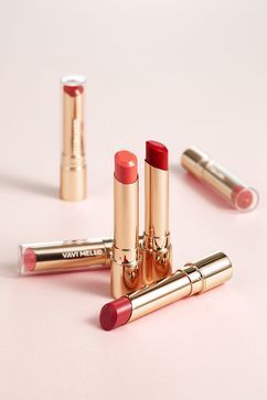 リップバーム＆リップカラーが1つに！瞬時に自然な血色感UPする新アイテム誕生