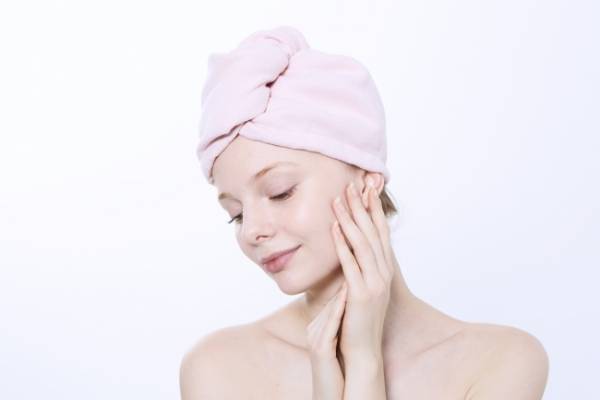 枝毛・切れ毛にさよなら！美髪はヘアドライ専用アイテムで守ろう