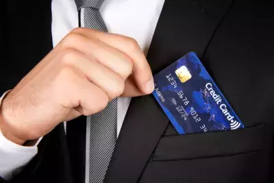 クレジットカードを賢く活用する人ほど出世する・異性にモテることが明らかに！