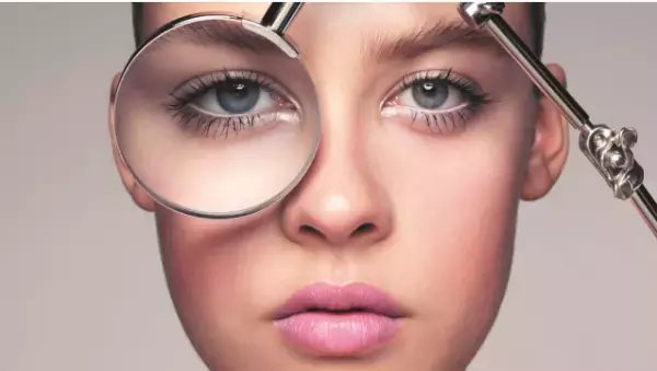 4つの機能を搭載して目ヂカラとまつ毛のボリュームをアップ