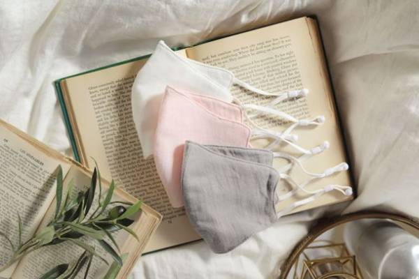 即日完売の大ヒットWガーゼマスク「着る保湿クリーム」が新機能追加で再登場！