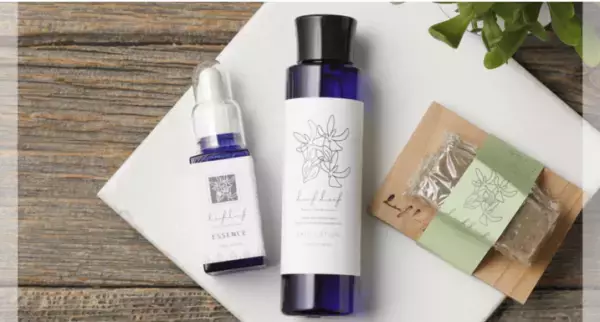 マスクによる肌荒れに！セダン草エキス配合の化粧水を販売