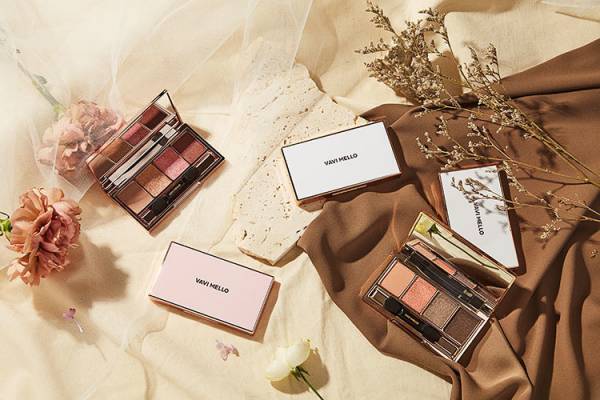 VAVI MELLOのアイシャドウ 人気色と新色のパレットが登場
