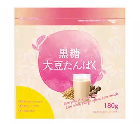「黒糖大豆たんぱく」で自然体の美しさを取り入れる