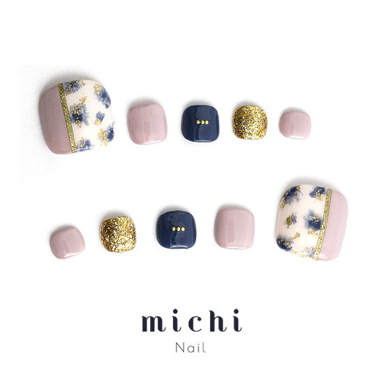 夏の足元を彩る！取り外しOKのネイルチップに新作フットネイル3種登場