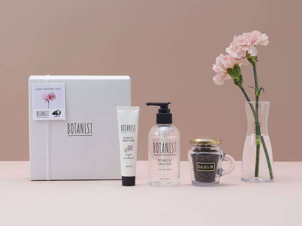 BOTANISTが贈るサスティナブルな母の日ギフト！Dari Kとのコラボセットも