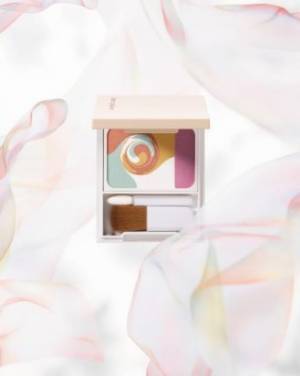 透明感とカバー力を両立。ポーラのパウダーコンシーラーがリニューアル