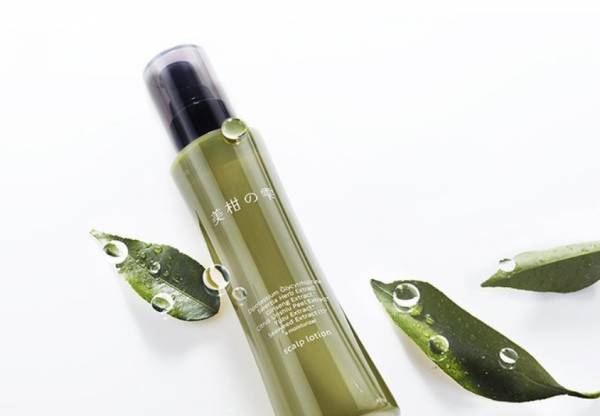 柑橘系の爽やかな香り。女性向けの自然派育毛剤『美柑の雫』が登場！